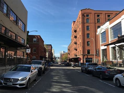 THE 10 CLOSEST Hotels to Pearl District .